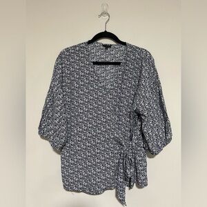 Talbots Blue/White Wrap Short Sleeve Blouse Top Size Large
